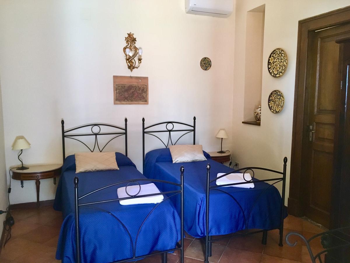 جيارديني ناكسوس B&B Villa Vittoria المظهر الخارجي الصورة